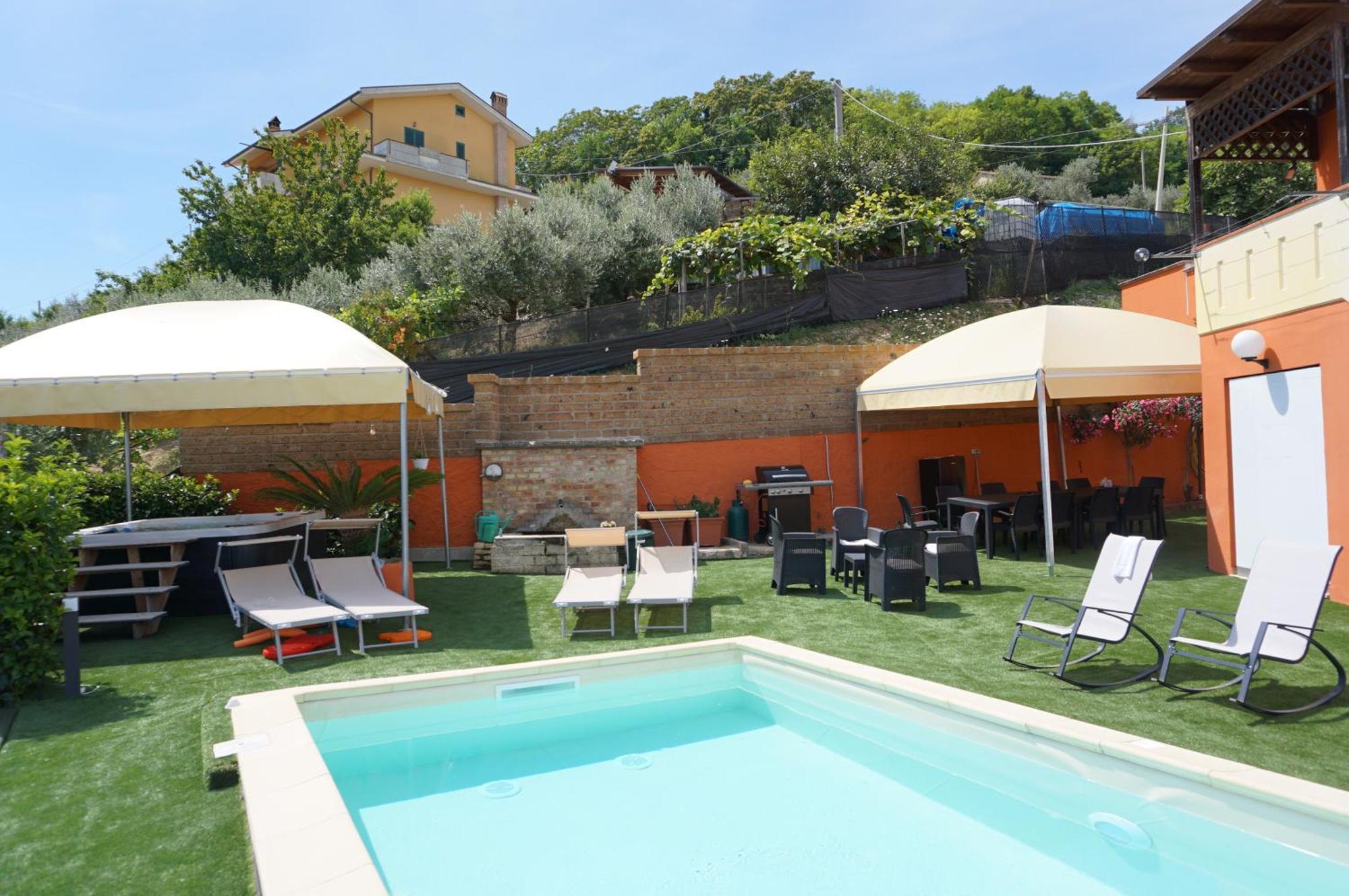 La Terrazza Motta Bed & Breakfast Atri Dış mekan fotoğraf