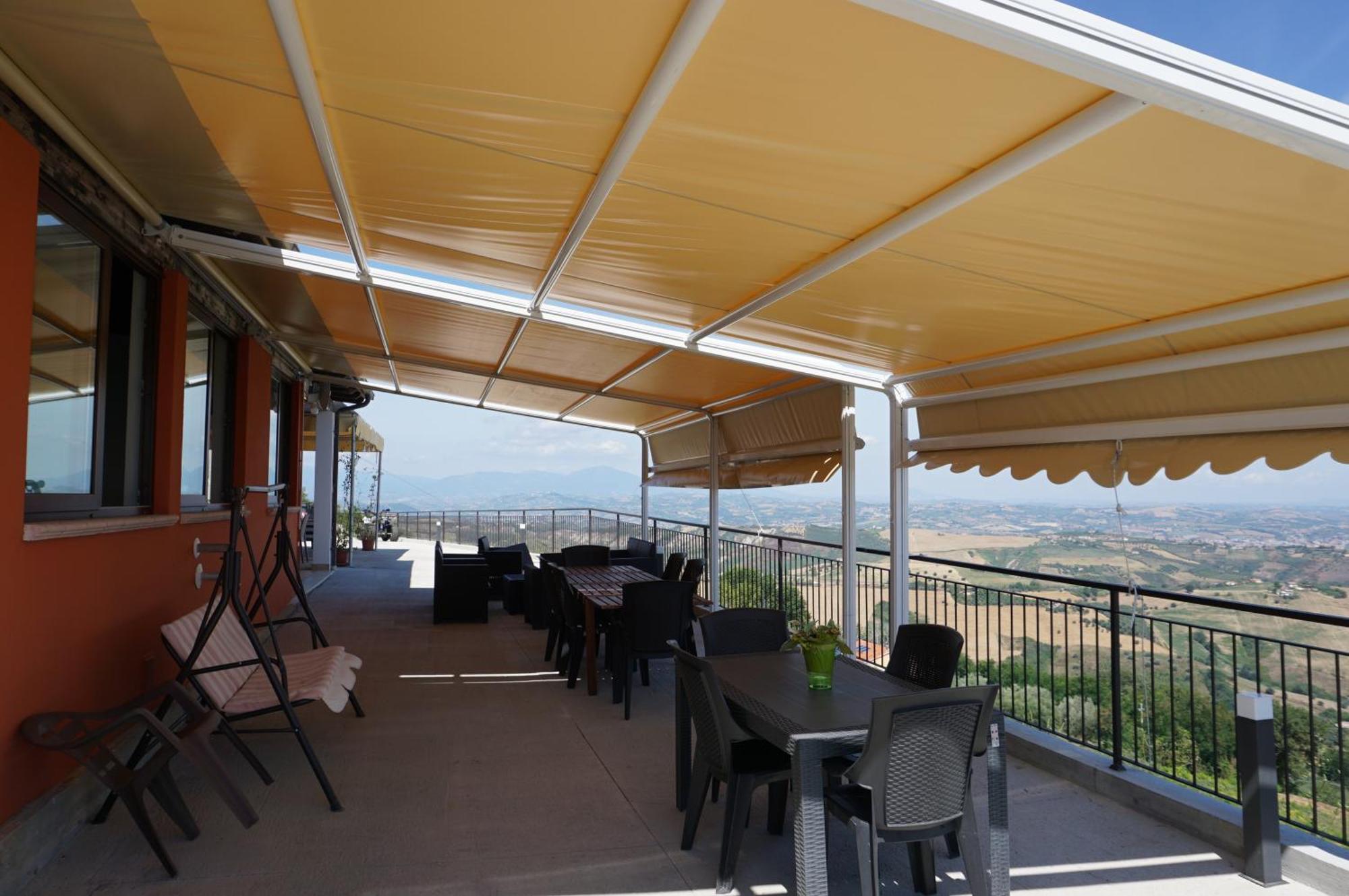 La Terrazza Motta Bed & Breakfast Atri Dış mekan fotoğraf