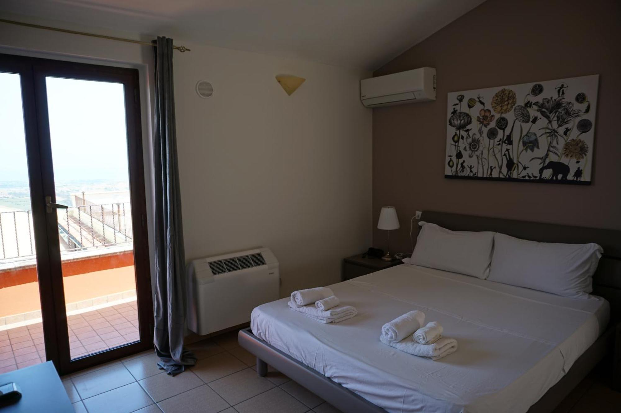 La Terrazza Motta Bed & Breakfast Atri Dış mekan fotoğraf